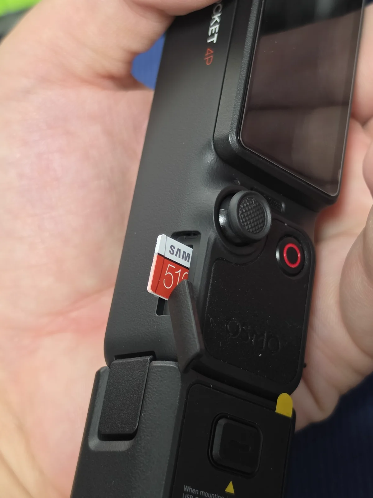microSD 슬롯